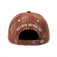 Casquette de baseball en tissu de laine à carreaux d'hiver de qualité supérieure personnalisée, 6 panneaux, avec logo brodé en relief 3D, fabricant OEM ODM