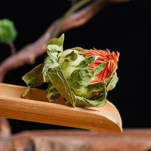 I fiori di cartamo dell'azienda Huaran sono dolci e succosi. Sono un ottimo tipo di prodotto per il tè ai fiori. - Product Image 5