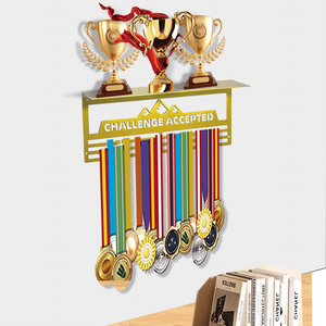 Commercio all'ingrosso Custom medaglia di metallo trofeo titolare medaglia appendiabiti con scaffale porta medaglie e trofeo Display appendiabiti - Product Image 3