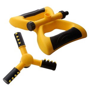 Three Pronged Tandem Sprinkler 360 Degree Automatic Rotating Garden Irrigation Plastic Sprinkler Head 1 In Diameter - Product Image 3