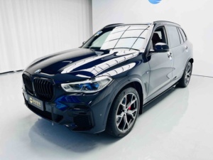 <span class=keywords><strong>BMW</strong></span> X5 XDrive 40Li M Sport Facelift d'occasion 2022, SUV de luxe d'occasion de haute qualité à faible kilométrage, traction avant, Chine - Product Image 3