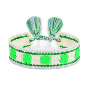 Vente chaude européenne américaine créative à la main trèfle à quatre feuilles tissé Bracelet diamant embelli papillon forme gland corde - Product Image 6