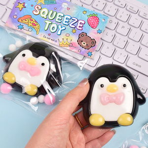 Jouet Squishy Pingouin Mignon en TPR, Vente en Gros Usine, Jouet Anti-Stress Doux et Collant, Unisexe, Fabriqué au Zhejiang pour Enfants et Adultes - Product Image 5