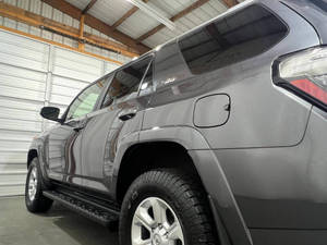 ขายส่งปี 2014 สำหรับรถยนต์ 4x4 SR5 4 ประตู SUV III ไฟหน้า LED สภาพดี ไม่มีอุบัติเหตุ เบาะหนัง กล้องมองหลัง - Product Image 2