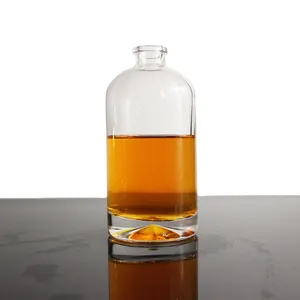 Alkol içecek 500ml yuvarlak düz ağız viski votka brendi cam mantarlı şişe