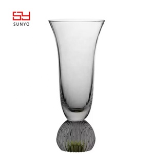 Ensemble de verres à vin en <span class=keywords><strong>verre</strong></span> fantaisie de style <span class=keywords><strong>médiéval</strong></span> vintage, à pied épais, à fond rond, vert et rayé - Product Image 2