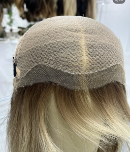 Parrucca con Top in Pizzo Annodato a Mano Senza Irritazioni, Aspetto Naturale del Cuoio Capelluto, 100% Capelli Vergini, Biondo Chiaro Ombré per Donne con Attaccatura Capillare Indistinta - Product Image 3