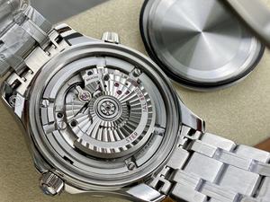 Reloj Mecánico de Lujo de Súper Calidad, Resistente al Agua, 42 mm, Movimiento VS Factory 8800, Bisel de Cerámica Azul, Esfera Azul, 300 m - Product Image 5