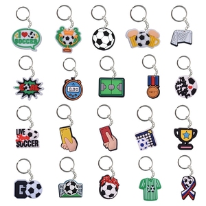Lote de llaveros de fútbol de goma suave, dijes de fútbol para decoración de mochilas y bolsos, recuerdos de fiesta, regalo para aficionados al deporte, accesorio para bolsos - Product Image 1