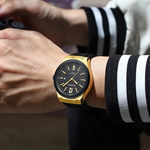 Montre Homme Curren 8467 de Luxe Tendance en Silicone à Quartz avec Date, Idéale pour le Business et le Sport - Product Image 2