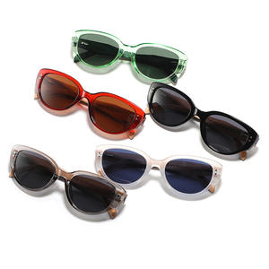 Lunettes de soleil œil de chat tendance pour femme, monture PC, protection UV400, polarisées, pour le voyage et la conduite - Product Image 1