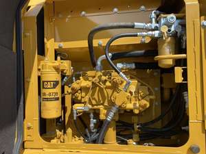 Excavatrice sur chenilles hydraulique CAT 315D2 GC d'occasion, 15 tonnes, certifiée CE, avec pompe et moteur de boîte de vitesses - Prix réduit - Product Image 6