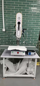 Machine à coudre industrielle RONMACK RM-940UB à ultrasons pour la pose de boutons, point noué, plate, manuelle, avec moteur et engrenages - Product Image 2