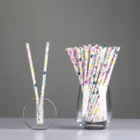 Vente en gros de pailles en papier coloré de haute qualité pailles jetables pailles en papier flexibles pour les affaires de faveur de fête