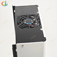 Contrôleur de charge solaire MPPT de sortie d'usine à bas prix avec écran LCD 120A pour entrée PV hors réseau 12V-96V 230V