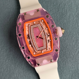 Montre-bracelet automatique squelette tonneau ultra-légère en cristal de qualité supérieure pour hommes et femmes Spotlight Arena Watch - Product Image 2
