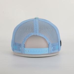 Venta al por mayor personalizado a granel de alta calidad 5 paneles bordado Logo liso en blanco pico corto Gorras gorra de malla de espuma gorra de camionero para la venta - Product Image 5