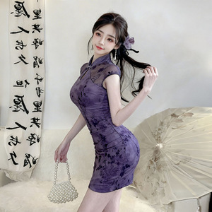 ชุดกี่เพ้าสไตล์จีนแบบใหม่พร้อมกระดุมแบบกบ เหมาะสำหรับฤดูร้อน ดูหรูหรา ช่วยให้ดูผอมเพรียว และกระโปรงทรงเข้ารูปเซ็กซี่ - Product Image 3