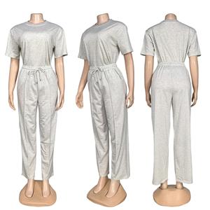 Ensemble décontracté deux pièces pour femme : haut à manches courtes avec imprimé lettres et pantalon large long en polyester – Tenue confortable - Product Image 5