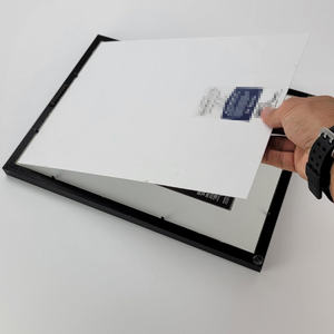 Organizador transparente de marco de exhibición de cómic montado en la pared de acrílico para coleccionistas - Product Image 2