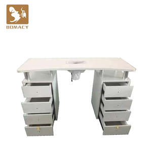 Table de manucure professionnelle en verre moderne avec collecteur de poussière, design en acrylique pour ongles, usage commercial - Product Image 2