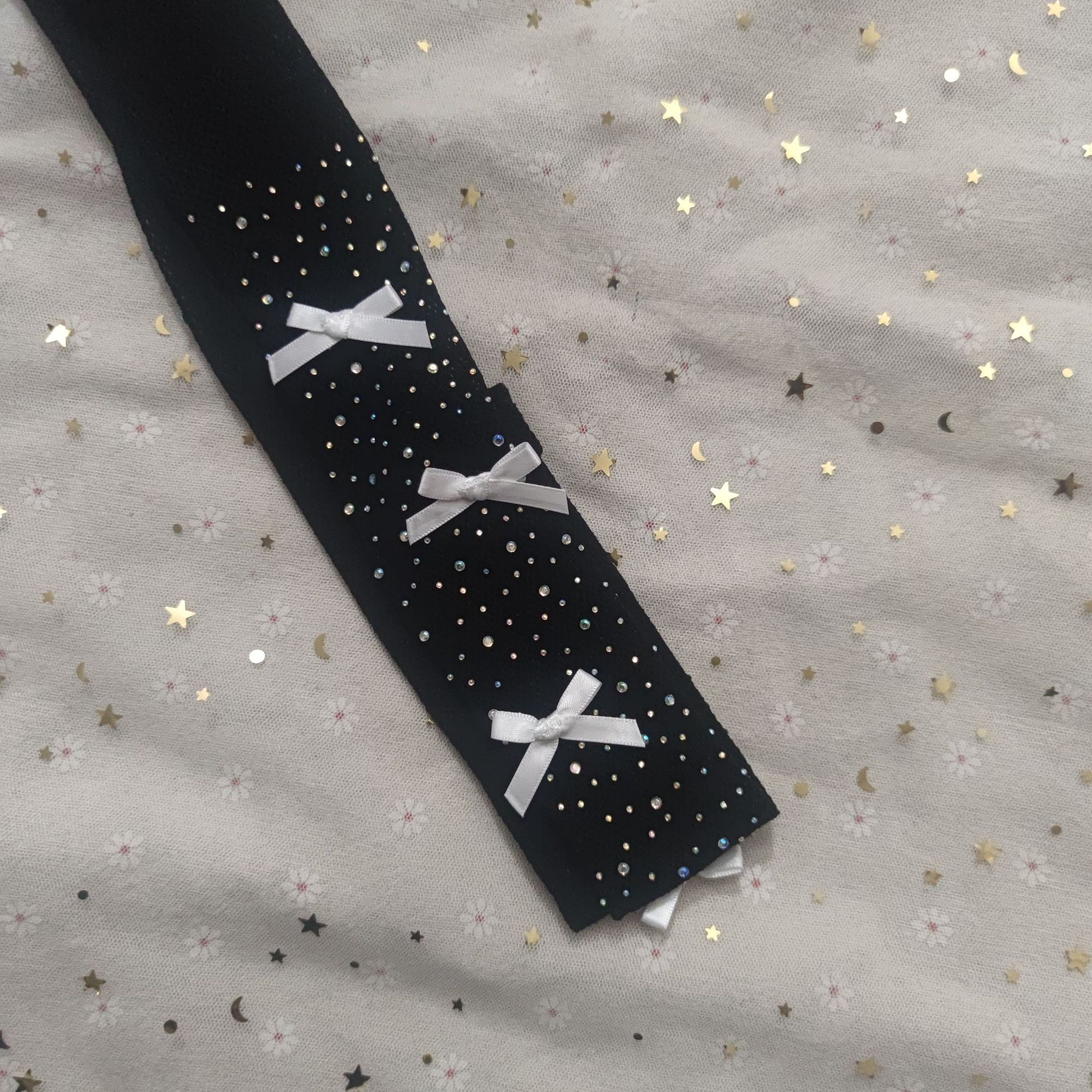 Black+White bow