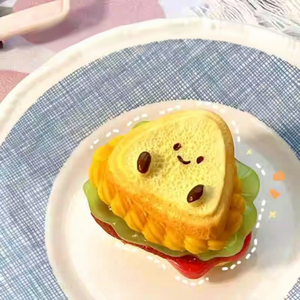 Juguete Antiestrés de Silicona de Grado Alimenticio en Forma de Hamburguesa Súper Gruesa, con Capas y Características Sensoriales de Agua para Niños - Product Image 1