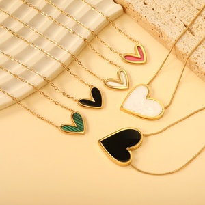 INS 18K chapado en oro Shell corazón colgante collar de acero inoxidable joyería mujeres delicado rojo blanco negro Verde I <span class=keywords><strong>love</strong></span> you collar - Product Image 1