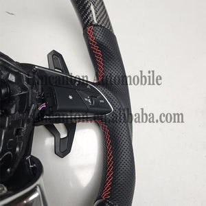 Produits phares : Volant de voiture en cuir perforé et fibre de carbone pour Audi A3 A4 A5 A6L A8 Q5 Q7 Q8 TT B9 - Product Image 2