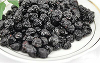 Groothandel zoete gedroogde blauwe bessen, pruimen en gekonfijt fruit voor taartdecoratie