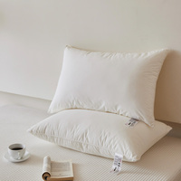 Oreiller en duvet de canard blanc de qualité supérieure, doux, personnalisé avec logo, taille Queen ou King, pour l'hôtellerie et les fournitures de chambre d'hôtes
