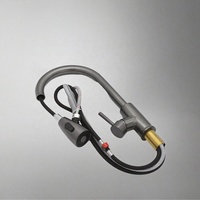 Keran Dapur Modern Stainless Steel Touch Pull-Down Warna Hitam Poles, Tuas Tunggal, Inti Keramik, untuk Hotel