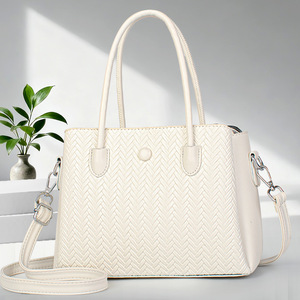 Sac de luxe en cuir PU pour femme 2025 – Sac fourre-tout décontracté de créateur haut de gamme pour femme – Sac bandoulière pour femme - Product Image 3