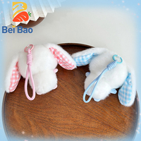 Porte-clés en peluche lapin à longues oreilles de 4 pouces, broderie spirale, pendentif de sac, jouet pour machine à griffes, en stock