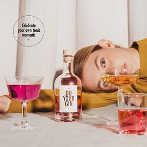 DIY Whisky Infusion Kit Vodka Spice Set Gin Garnir Boissons Non Alcoolisées Mariages Noël Pâques Y Compris Entonnoir Jigger - Product Image 4