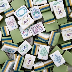 Juego de Mahjong de Alta Gama con Fichas Acrílicas de 4 Capas Color Verde Celadón, Diseño Nacional con Impresión a Color e Ilustraciones - Product Image 1