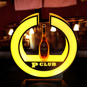 Hielera Acrílica Moderna con Luces LED, Enfriador Portátil para Fiestas con Base para Discotecas, KTV, Cerveza y Vino - Product Image 3