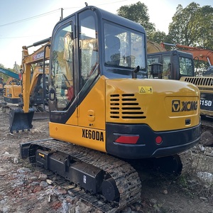 Excavatrice hydraulique XCMG XE60DA d'occasion, faible nombre d'heures de fonctionnement, petit équipement de chantier à vendre - Product Image 1