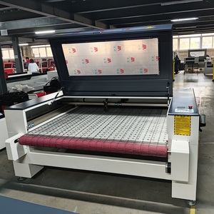 कपड़े के कपड़े लेजर काटने और उत्कीर्णन मशीन 1610 1830 130w ऑटो फीडिंग लेजर मशीन - Product Image 2