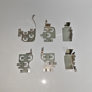 Precio de fábrica Milwauke M18 18V 12.0AH Hoja de níquel Placa de níquel 15 celdas 21700 Cubierta de plástico 15.0AH Bms PCB 40V BL4040 BL1021B - Product Image 1