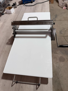 Nouveau design Longue durée <span class=keywords><strong>de</strong></span> vie à bas <span class=keywords><strong>prix</strong></span> Petite <span class=keywords><strong>boulangerie</strong></span> manuelle Multifonctionnel Croissant Pâtisserie <span class=keywords><strong>feuilletée</strong></span> Laminoir - Product Image 4