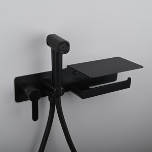 Juego de Limpieza de Inodoro Montado en la Pared <span class=keywords><strong>para</strong></span> Ingeniería Hotelera, Color Negro Mate, con Portarrollos de Papel, Rociador de Bidé Multifunción de Latón - Product Image 4