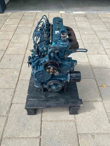 Ensemble moteur d'excavatrice HongWang V1505-T Argent Garantie 1 an Origine Chine - Product Image 2