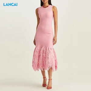 ชุดเดรสลำลองสำหรับงานพรอมหรืองานกลางคืน ปี 2023  แบบสั่งตัดได้  สำหรับผู้หญิง  ดีไซน์หรูหรา  ผ้าเครปแต่งชายครุย  ความยาวปานกลาง  ไม่มีแขน - Product Image 1