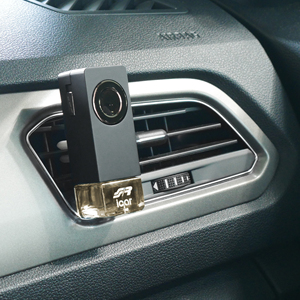 Désodorisant de voiture iCar Platinum Shower - Désodorisant pour voiture, Noir - Gris, de Simoni Racing Vent - Product Image 3