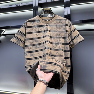 T-shirt a maniche corte con Design Tie-Dye <span class=keywords><strong>di</strong></span> fascia alta da <span class=keywords><strong>uomo</strong></span> <span class=keywords><strong>di</strong></span> <span class=keywords><strong>tendenza</strong></span> estiva 2025 nuovo stile americano con mezze maniche - Product Image 4