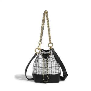 Cadena al por mayor tela gruesa de algodón y lino con bolso de cubo grande de cuero bolso de mujer de gran capacidad de moda - Product Image 4