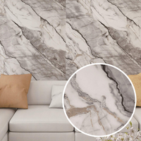 Revêtement mural en PVC imitation marbre, design grain de pierre de luxe personnalisé, résistant aux UV et imperméable, pour appartement et bureau.