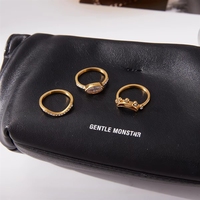 Minimalistischer 18K Vergoldeter Edelstahl Geometrischer Zirkonia-Ring Hypoallergener Schmuck für Frauen Maßgefertigt Großhandel OEM