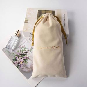 Sac d'emballage personnalisé pour bijoux de luxe en faux daim avec pochettes de présentation - Product Image 2